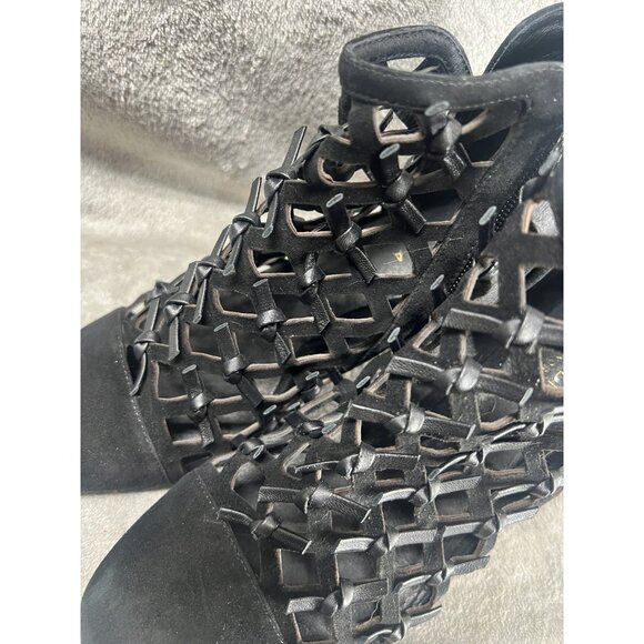 Cecelia New York Women’s 8 Boots Bootie Black Suede Block Heel Leather Ribbons - Picture 3 of 11